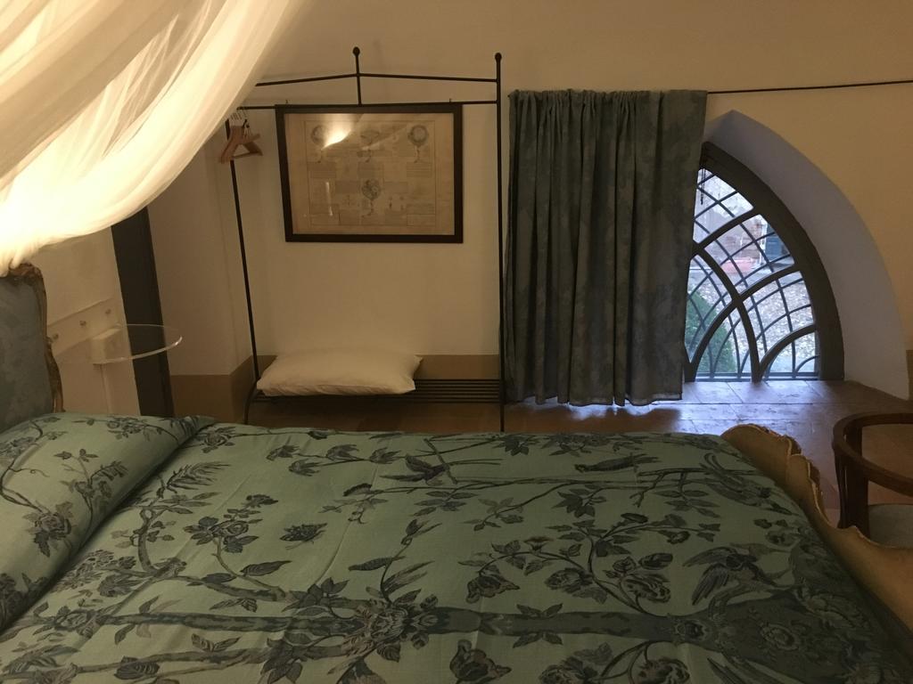 Castello Sannazzaro B&B Giarole エクステリア 写真
